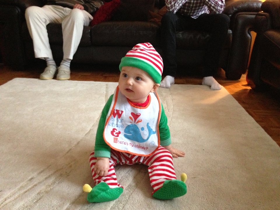2012-12-25 13.43.58 Santa's little helper