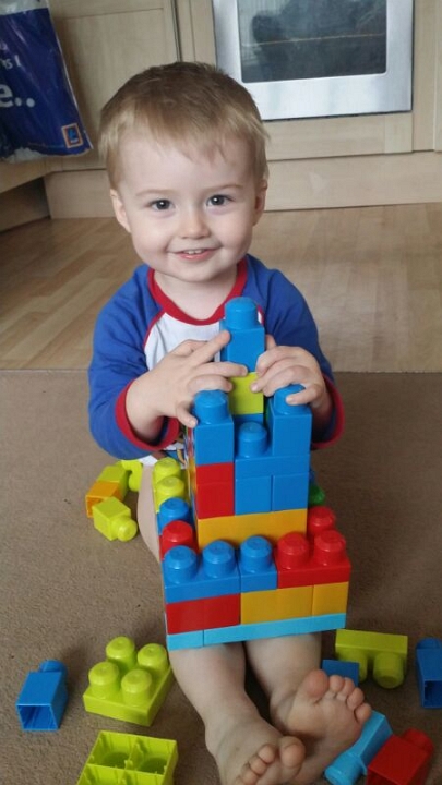 2014-05-21 16.54.42 Love bricks